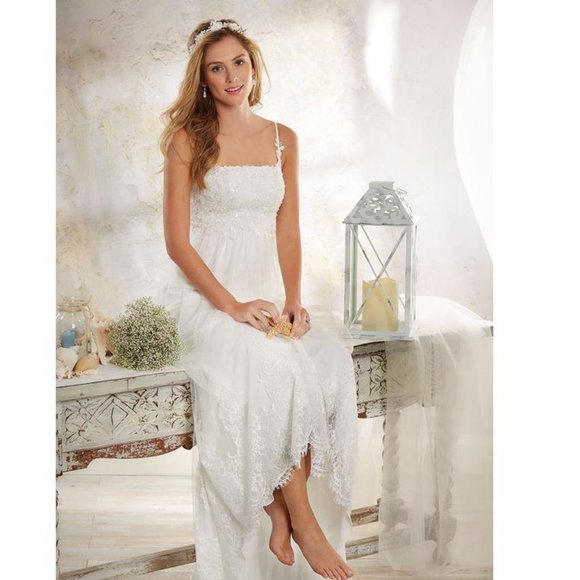 Modern Vintage Hi Lo Lace Wedding Dress Boho - Picture 1 of 13